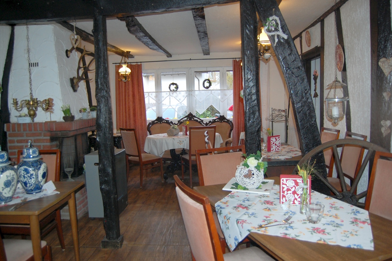 Flyer kaminzimmer.jpg